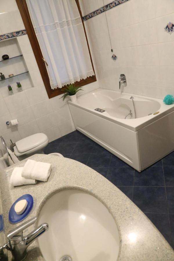 Ca Donzela Apartment Venice Ngoại thất bức ảnh